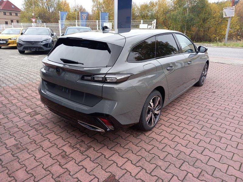 Peugeot 308 (2026) SW ALLURE Hybrid 145 e-DCS6  - fotka 5 z 33