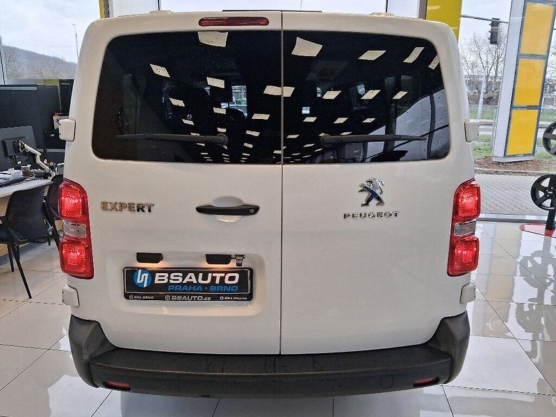 Peugeot Traveller 2.0HDI 110kW 8 MÍST - fotka 5 z 15