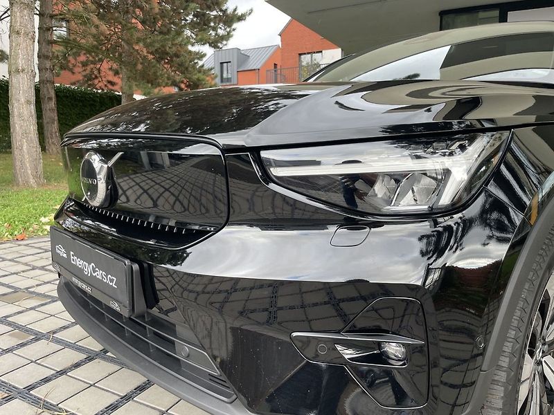 Volvo C40 Recharge Twin motor 82kWh - fotka 5 z 38