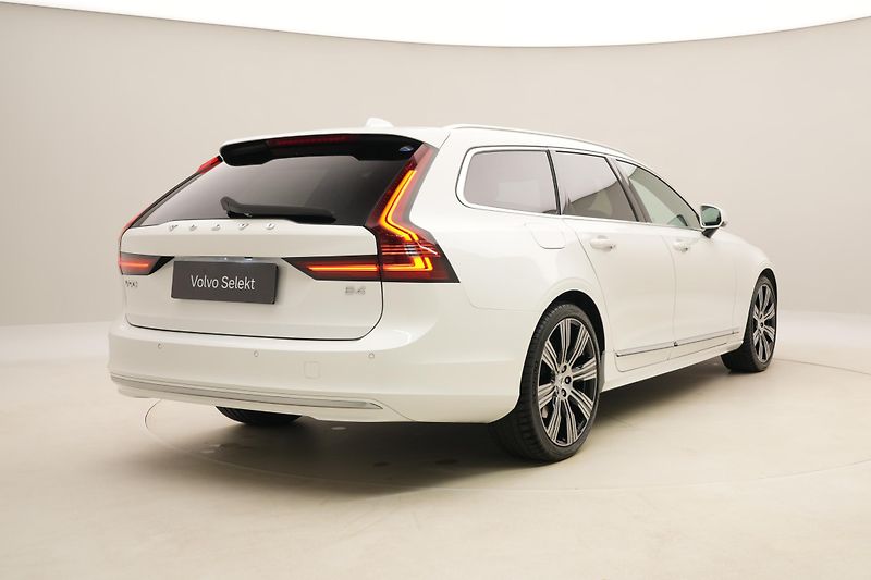 Volvo V90 B4 BRIGHT PLUS AUT - fotka 13 z 63