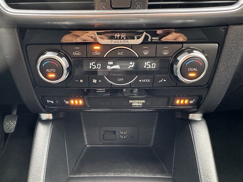 Mazda CX-5 (2016) 2.0i G-165 LED Navi Kamera - fotka 10 z 47