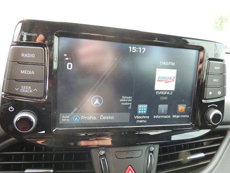 Hyundai i30 (2019) Combi 1.6CRDi,100kw,automat,ČR - fotka 23 z 52
