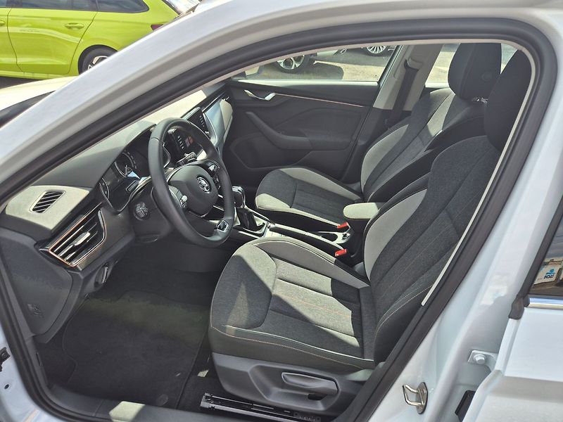 Škoda Kamiq 1,0 TSI DSG Style 81kW - fotka 9 z 24