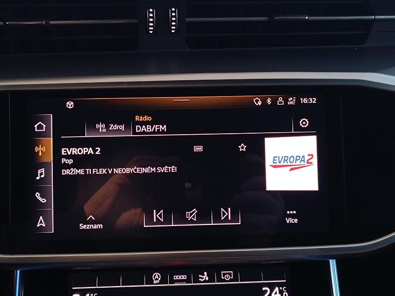 Audi A7 (2023) 3.0TDi 210kW S-line AT - fotka 15 z 27