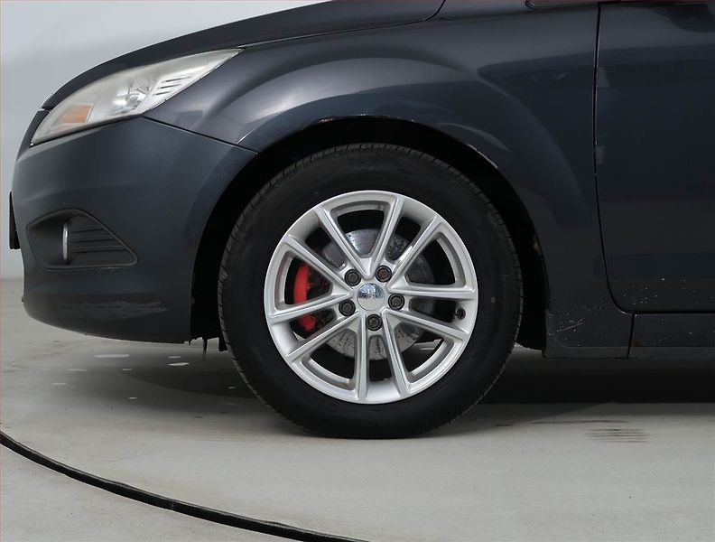 Ford Focus (2008) 1.6 16V, po STK - fotka 14 z 17