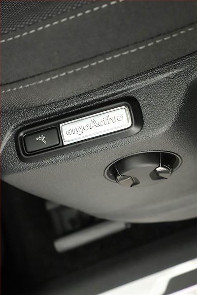 Volkswagen Tiguan Allspace (2018) 2.0 TDI - fotka 16 z 20