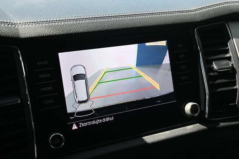 Škoda Kodiaq (2023) 2.0 4x4 LED DSG VIRTUAL Kamera - fotka 19 z 31