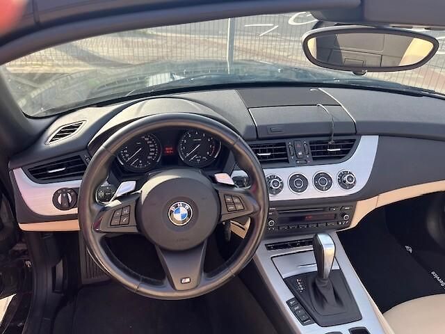 BMW Z4 (2010) 3.0 /190kW - fotka 9 z 14