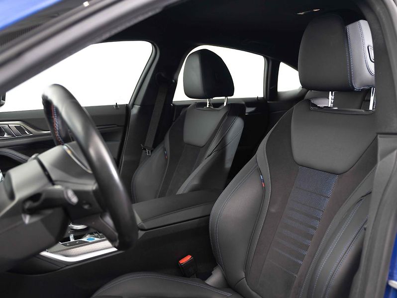 BMW i4 M50 xDrive - fotka 18 z 22
