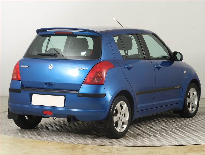 Suzuki Swift (2007) 1.3 i, nová STK, Klima - fotka 5 z 16
