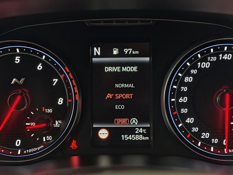 Hyundai i30 2.0 T-GDI 206kW N Performance  - fotka 20 z 25
