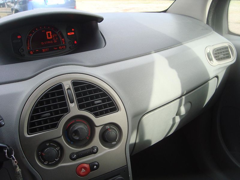 Renault Modus (2007) 1,2 - fotka 16 z 16
