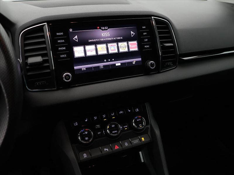 Škoda Karoq 1,5 TSI 110kW Style 1.Maj. - fotka 20 z 32