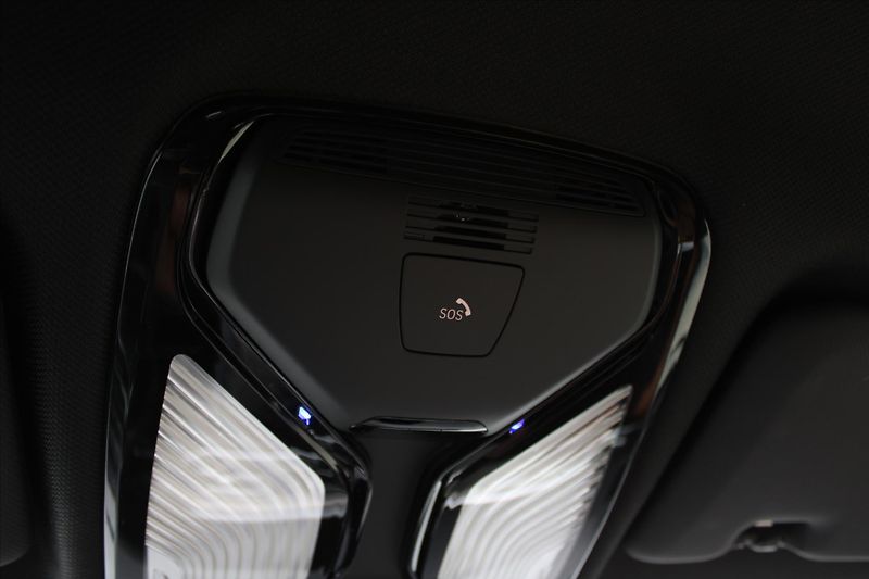 BMW X5 xDrive 30d 195kW M PAKET ČR - fotka 28 z 30