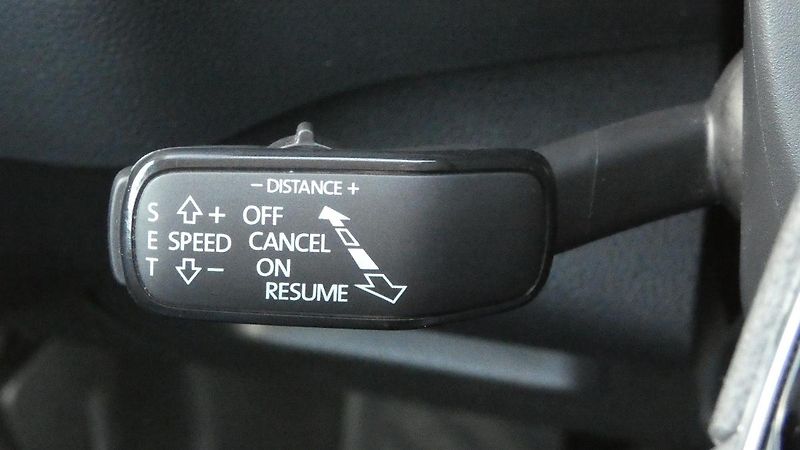 Škoda Karoq 1,5 TSI DSG Style - fotka 11 z 24