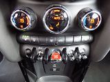 Mini Cooper (2021) 1.5i/El.střecha/1.Maj.ČR/DPH/ - náhled 35