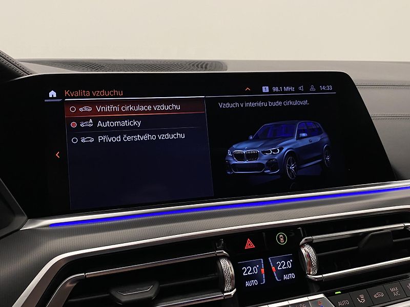 BMW X5 M50D xDrive CZ AUT REZERVACE - fotka 110 z 123