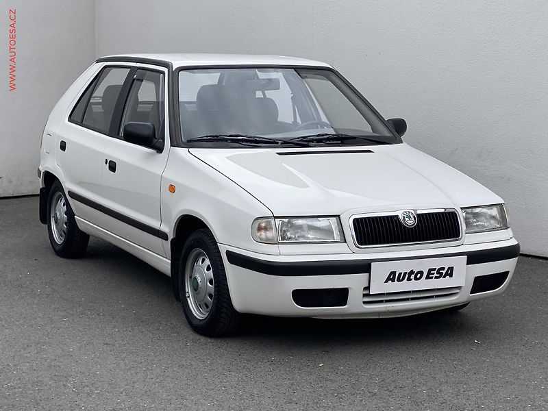 Škoda Felicia (1999) 1.3i, ČR, servis.kniha - fotka 1 z 10