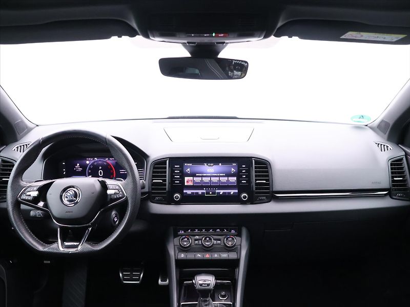 Škoda Karoq 2,0 TDI DSG Sportline 4x4 DPH - fotka 28 z 37