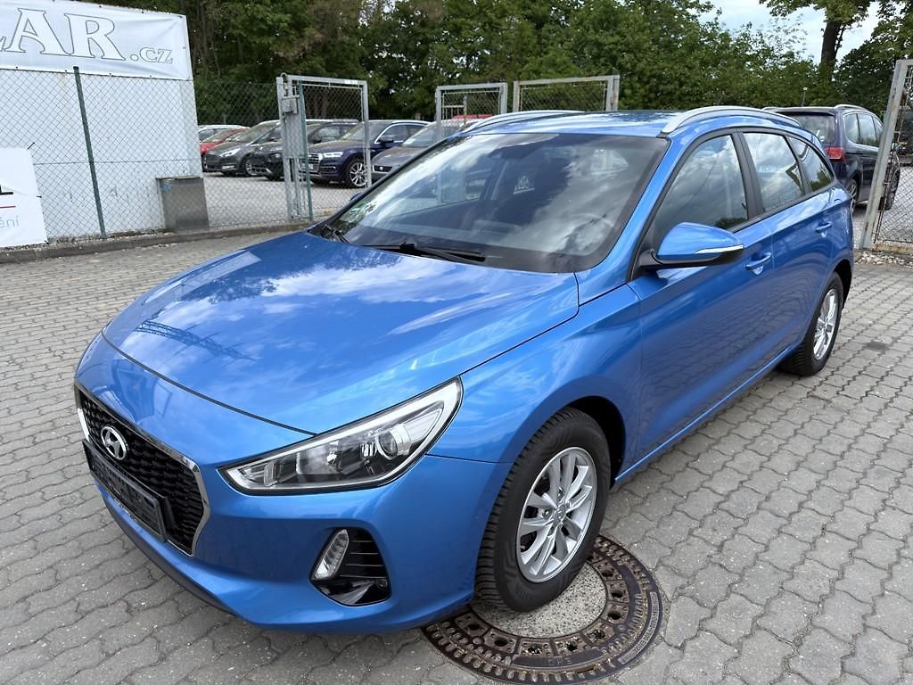 Hyundai i30 1.4 T-GDi 103 kW serviska