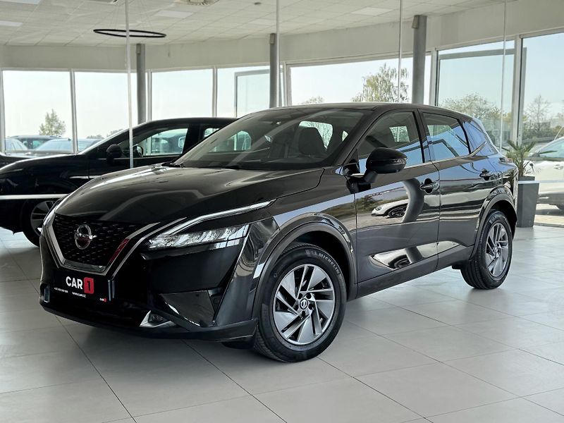 Nissan Qashqai 1,3DIG-T 140*Distronic*360kam - fotka 1 z 33