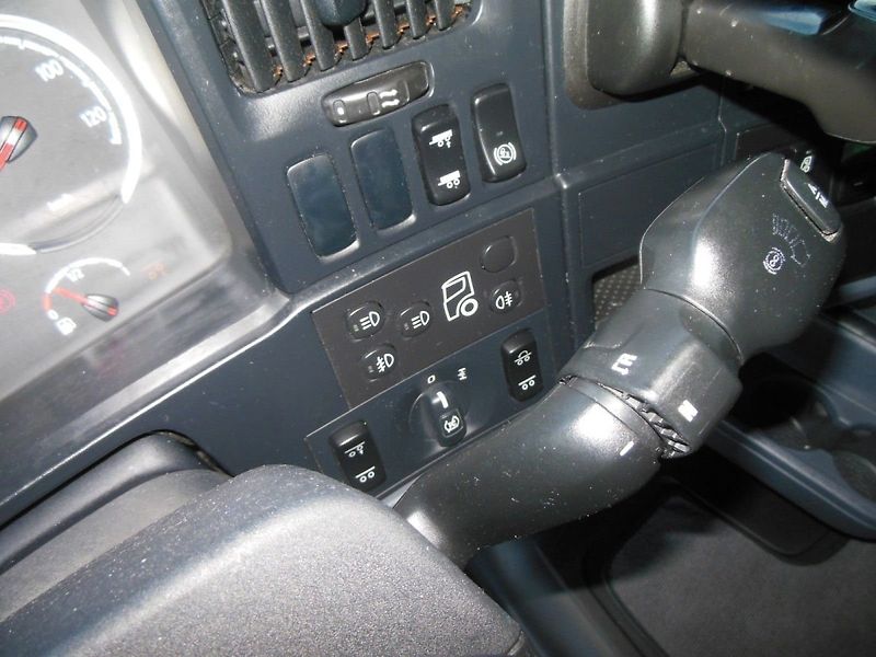Scania R410, Retarder, Souprava 120m3 - fotka 20 z 30