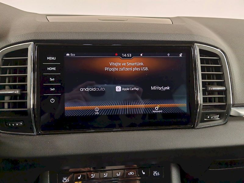 Škoda Karoq (2018) 2.0 TDI 110 kW DSG 4x4 Style P - fotka 14 z 29