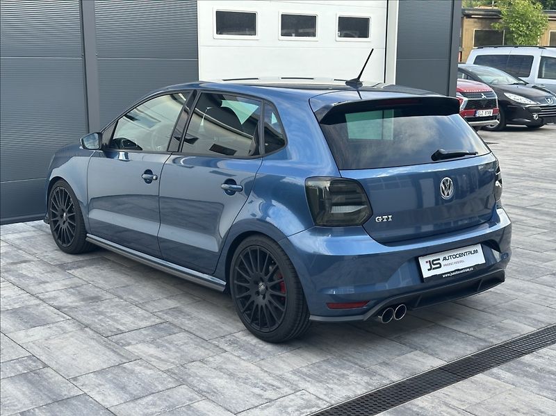 Volkswagen Polo 1,8 TSI 192PS  GTI DSG - fotka 10 z 51
