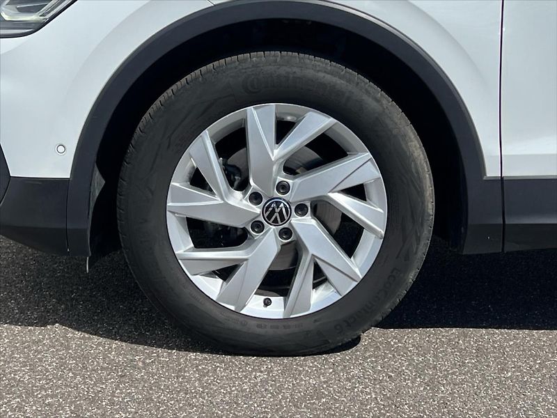 Volkswagen Tiguan 1,5 TSi 110 kW 7DSG ELEGANCE - fotka 12 z 26