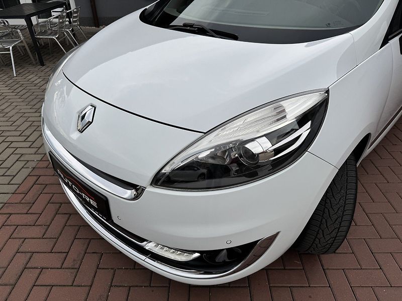 Renault Scénic (2013) 1.5dCi Digi Klima Polokůže - fotka 33 z 48