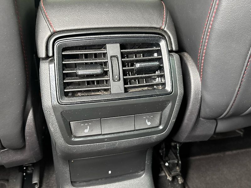 Škoda Kodiaq RS 4x4 DSG - fotka 22 z 31