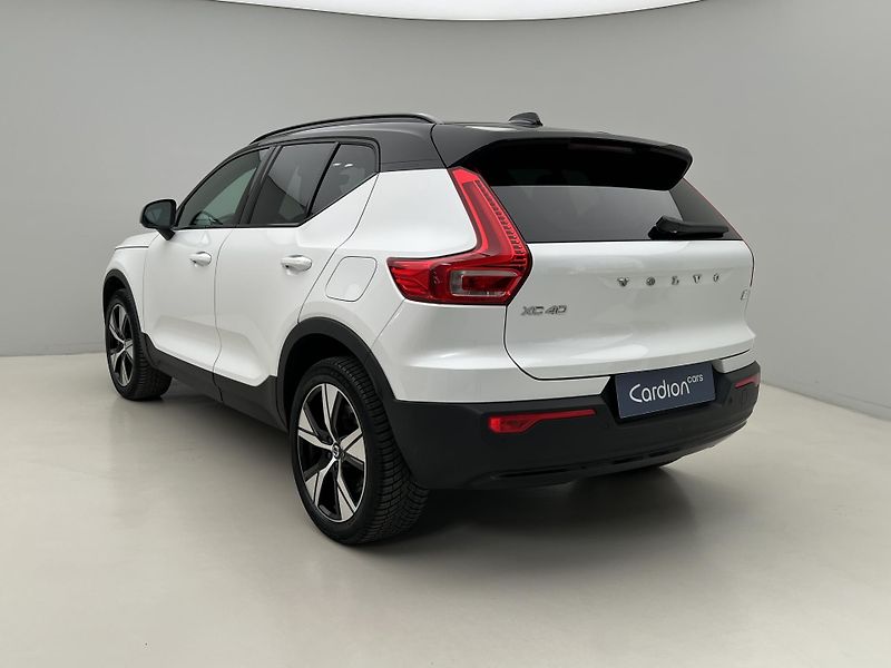 Volvo XC40 RECHARGE PLUS TWIN ENGINE AUT - fotka 10 z 43