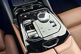 BMW Řada 5 540d xDrive Touring - náhled 22