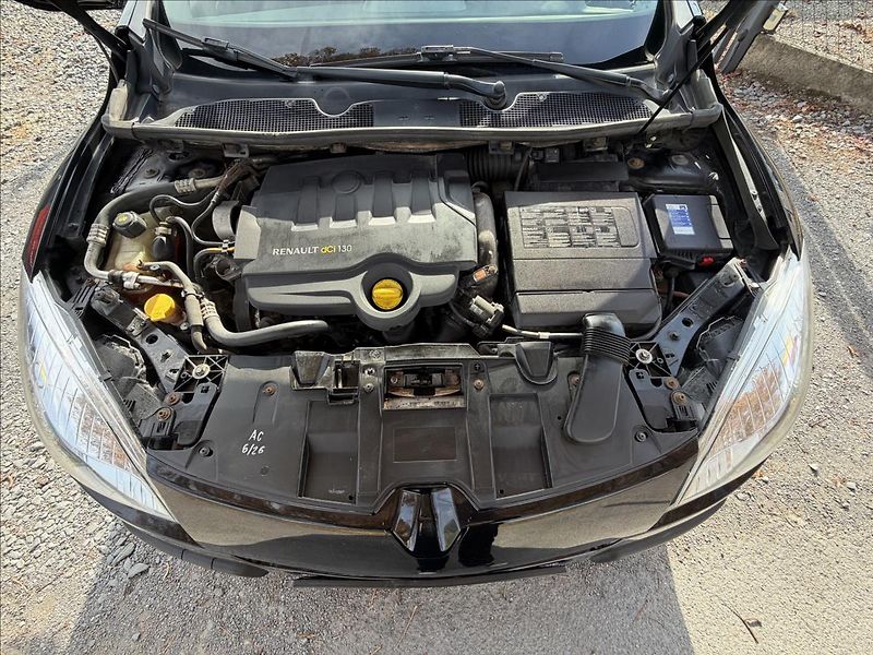Renault Mégane 1,9 DCi 96kW  Tempomat,Senzory - fotka 37 z 40