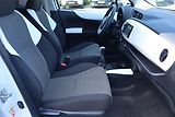 Toyota Yaris (2014) 1.33 Dual VVT-i, Tempomat - náhled 9