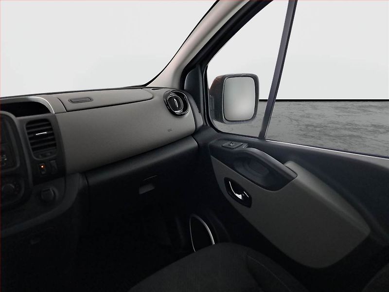 Renault Trafic (2016) 1.6 dCi, Bus, 8Míst, ČR - fotka 8 z 18