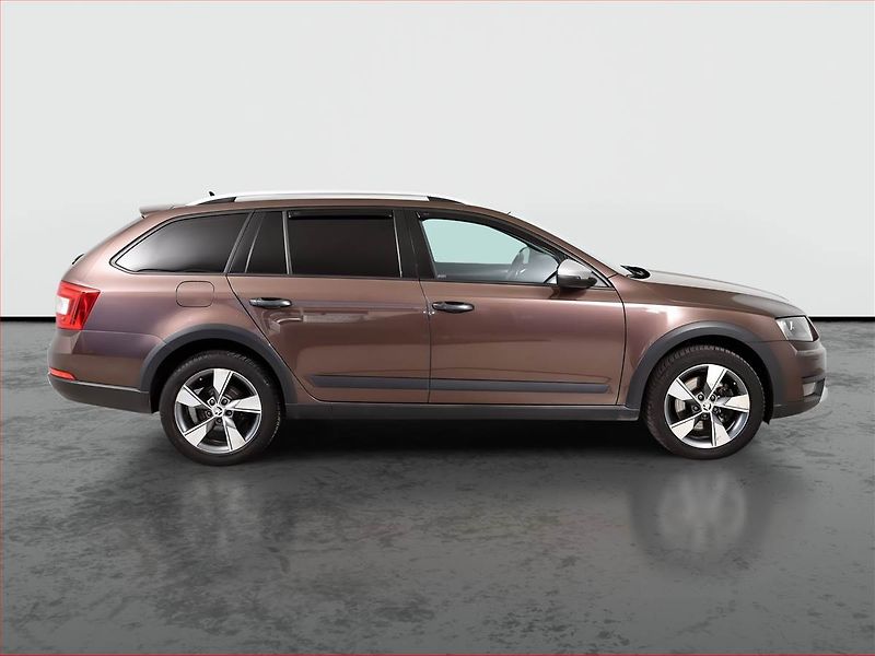Škoda Octavia (2016) Scout 2.0 TDI, 4X4, Automat - fotka 6 z 18