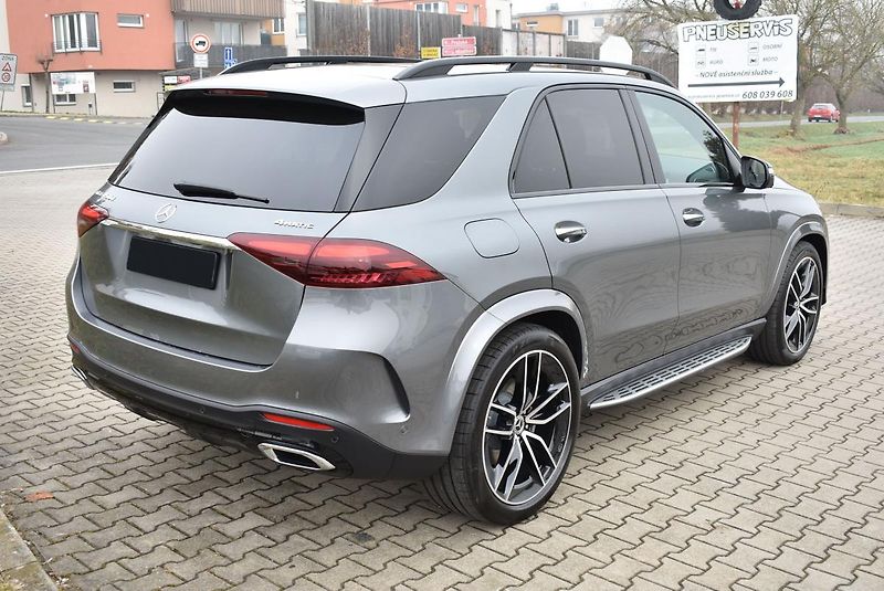 Mercedes-Benz GLE 450d 4M AMG - fotka 7 z 57