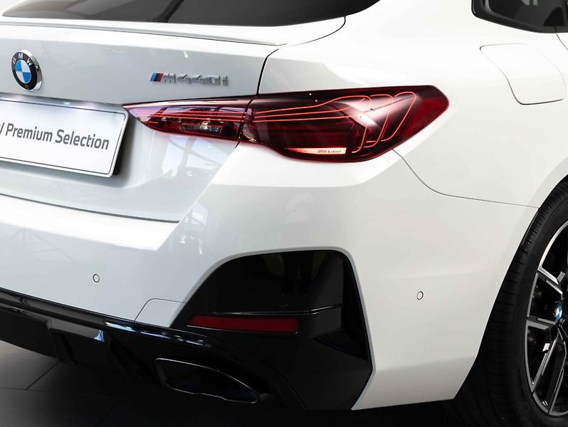 BMW Řada 4 M440i xDrive Gran Coupé - fotka 9 z 23
