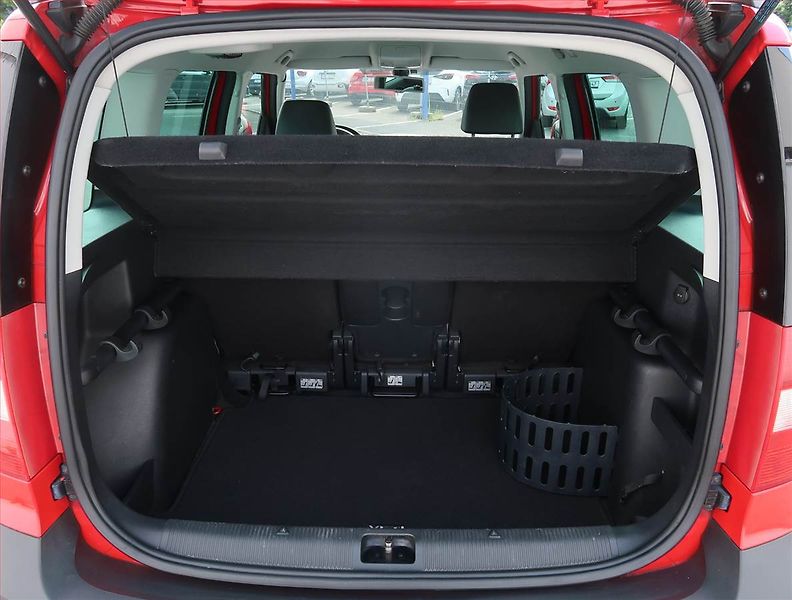 Škoda Yeti (2013) Elegance 1.4 TSI, Automat - fotka 14 z 21