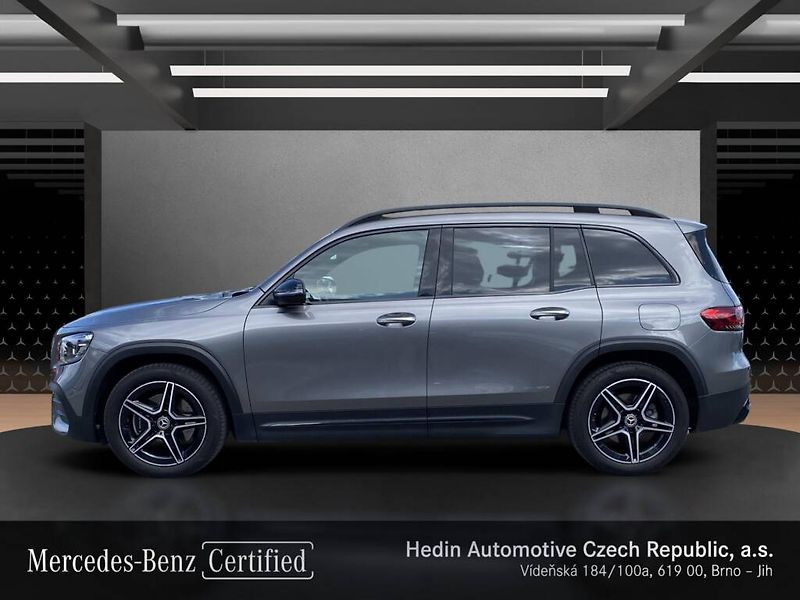Mercedes-Benz GLB (2023) 250 4MATIC - fotka 2 z 29