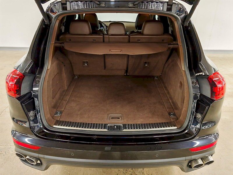 Porsche Cayenne (2016) S 4.2 TDI 283kW 4x4 - fotka 27 z 29