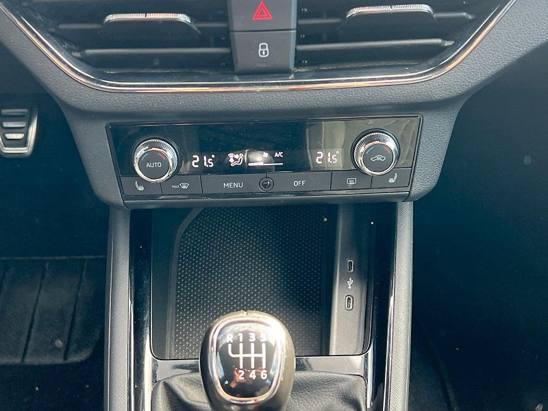 Škoda Kamiq (2021) Style 1.5TSi 110kW 6°manuální - fotka 24 z 29