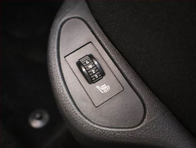 Peugeot 308 (2012) 1.6 HDi, Tempomat - fotka 17 z 18
