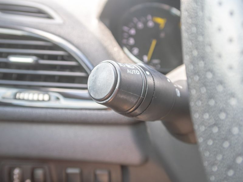 Renault Mégane (2015) 1.2T 97KW – NAVI / BOSE - fotka 19 z 48