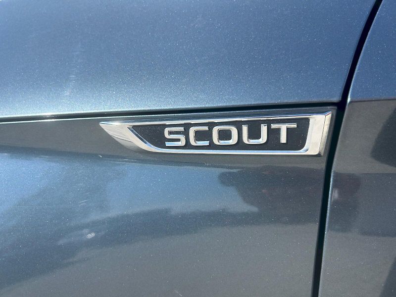 Škoda Superb (2021) SUP.COM GRT SCOUT 4X4 TD 140/2 - fotka 11 z 35
