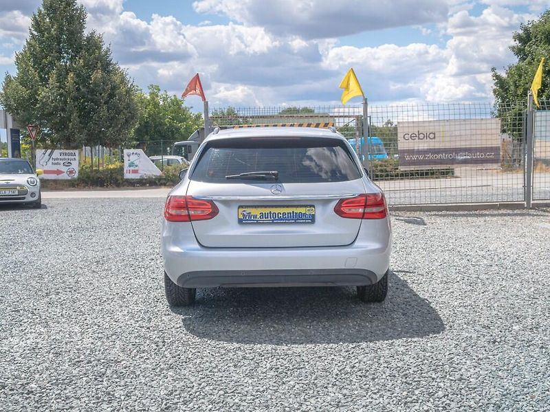 Mercedes-Benz Třídy C (2019) 220CDI LED – NAVIGACE - fotka 6 z 58