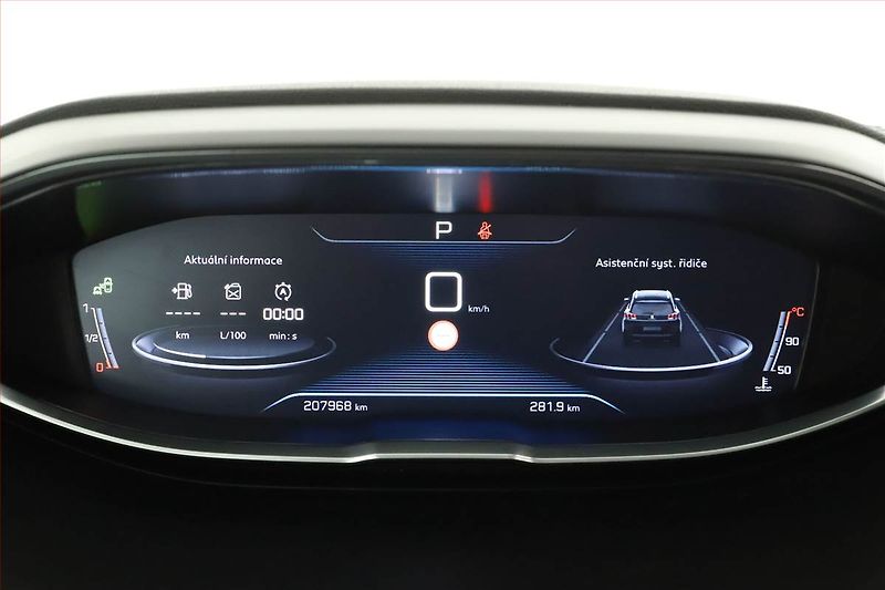 Peugeot 5008 (2017) Premium 1.6 BlueHDi, Automat - fotka 8 z 20