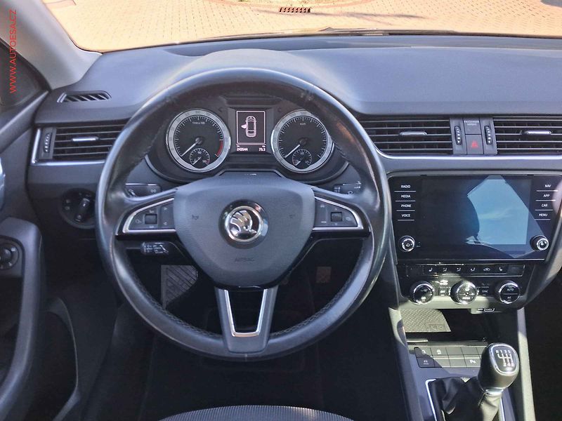 Škoda Octavia (2020) 2.0 TDI, LED, navi, AC - fotka 11 z 19