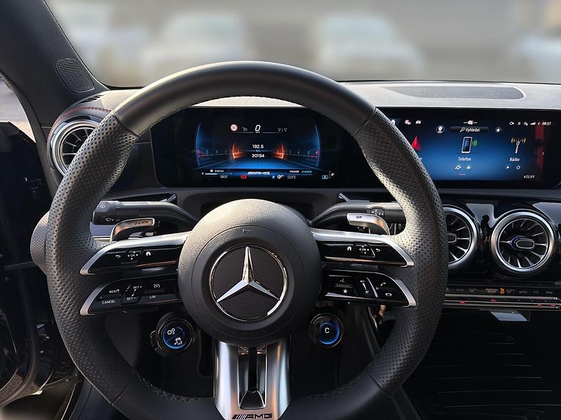 Mercedes-Benz CLA 35 AMG, 4M, HUD - fotka 10 z 16